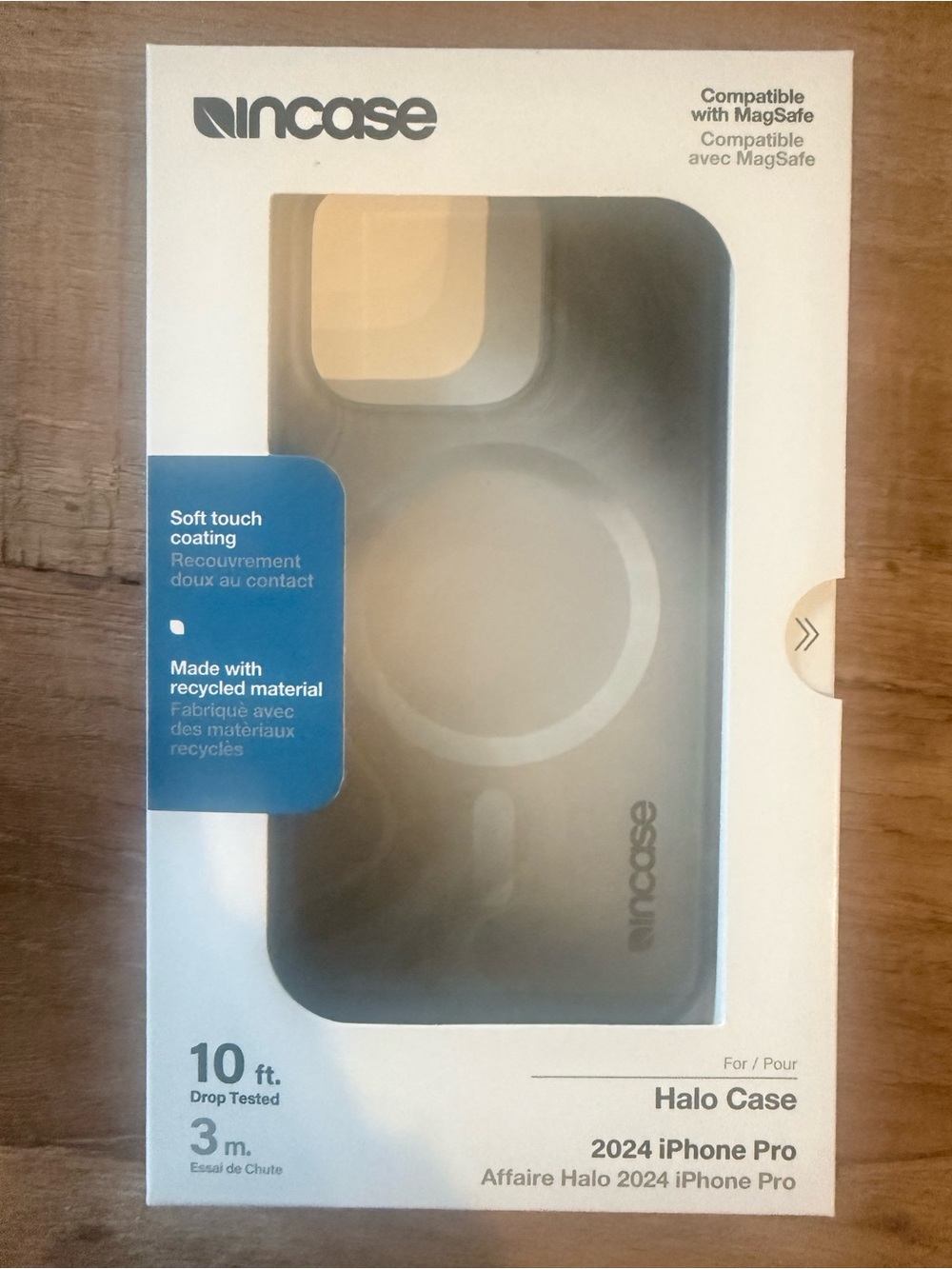 Incase Halo Case for 2024 iPhone 16Pro - Black